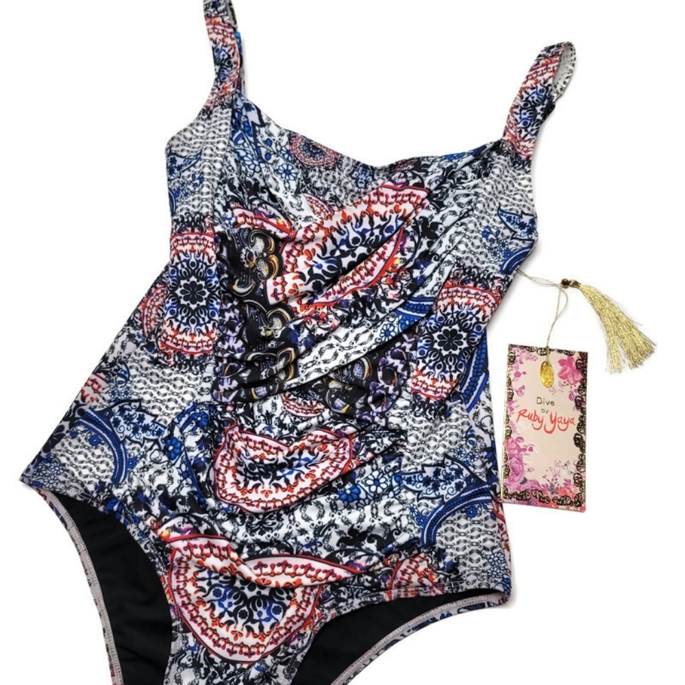 Ruby yaya NWT rushed front morocco white shirred boho swim suit size small